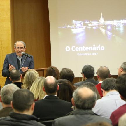 “O êxito do Centenário desafia-nos a preparar já o Bi - Centenário das aparições”, disse D. António Marto